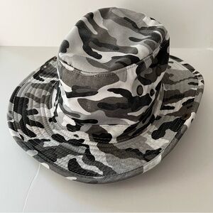 Bucket Hat With Flap One Size (In Motion Design Sol Summer Shade) White Camo